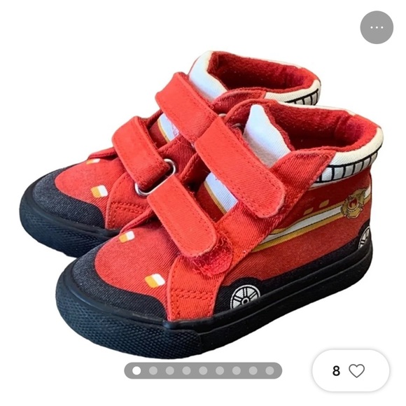 Cat & Jack Shoes Size 7 Cat And Jack Firetruck Hightop Sneakers